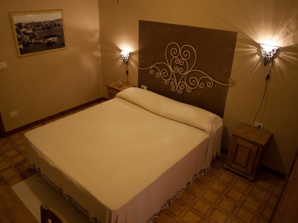 Bed and Breakfast Stella Di Mare La Maddalena  Zewnętrze zdjęcie
